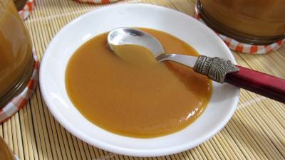 crème : Coupelle de confiture de lait et de crème