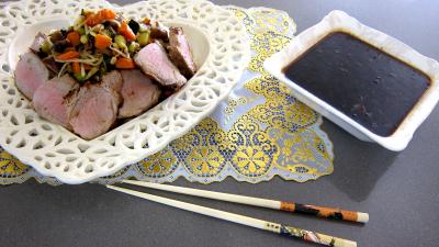 Cuisine chinoise : Plat de cochon et son filet avec sa sauce au parfum de Chine