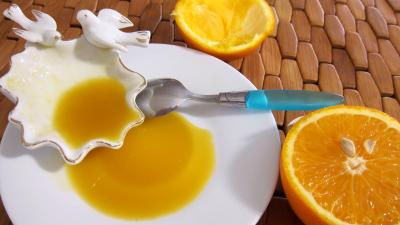 Noël : Ramequin de sauce à l'orange