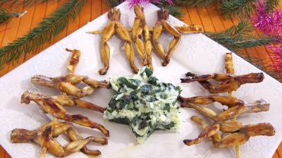 riz : Assiette de grenouilles caramélisées aux épinards