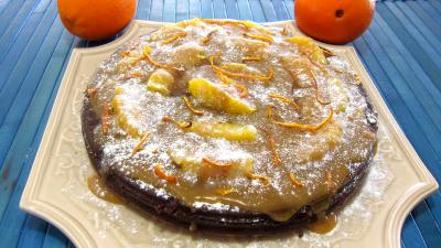 chocolat noir : Plat d'une marquise au chocolat et aux oranges