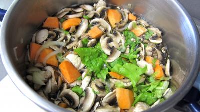 Fines herbes et légumes en velouté - 6.4
