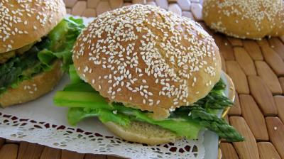 Recette Hamburgers au cabillaud et aux asperges