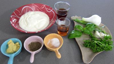 Ingrédients pour la recette : Sauce au yaourt