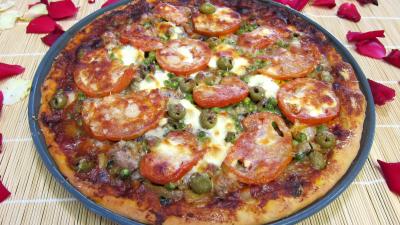 Image : Pizza aux petits pois et aubergines