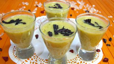 Au micro-ondes : Verrines de crème de courgettes en amuse-bouche