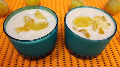Desserts : Verrines de crème glacée aux prunes jaunes