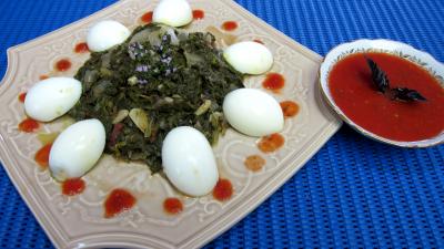 Oeufs : Plat de blettes et oseille aux oeufs durs