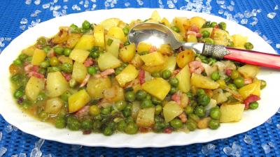 Anniversaire : Plat de pommes de terre à la sauce blanche