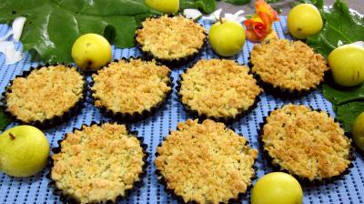 Desserts : Crumbles à la rhubarbe et nashis