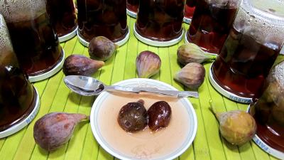 Les grands classiques : Coupelles et pots de figues confites aux épices