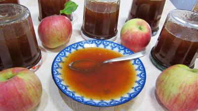 Gelée de pommes à la rhubarbe - 7.3