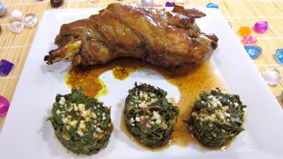 Légumes : Assiette de bettes à la poêle garnie d'une épaule d'agneau