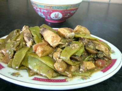 Poissons : Assiette d'espadon aux haricots mange-tout
