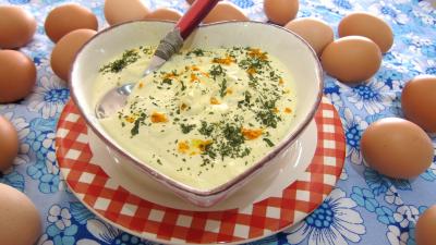 Cuisine diététique : Ramequin de sauce mayonnaise à la fourme d'ambert