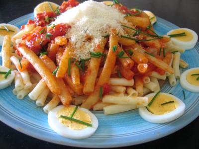 macaroni : Plat de macaronis aux oeufs