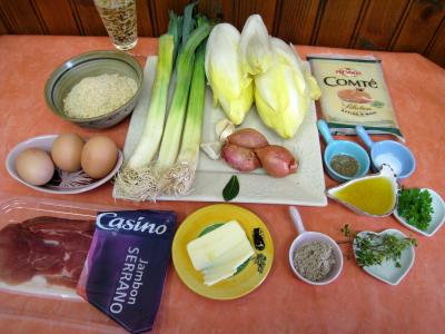 Ingrédients pour la recette : Ramequins aux poireaux et aux endives