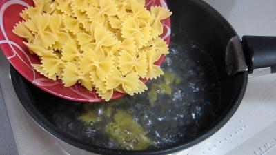 Farfalle aux brocolis en salade - 2.4