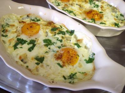 Cuisine diététique : Cassolettes d'oeufs cocotte au Saint-Agur