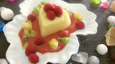 Recettes sans sel : Assiette de coeurs de semoule aux framboises