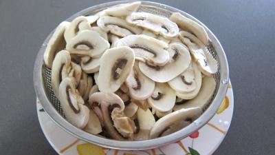 Oeufs au vin rouge et champignons - 3.4
