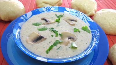 Les grands classiques : Bol de sauce mornay