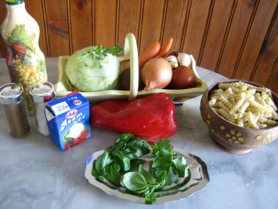 Ingrédients pour la recette : Sauté de chou-rave au maccheroni