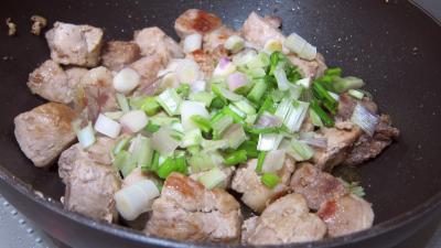 Rouelle de porc au vin blanc en tajine - 6.3