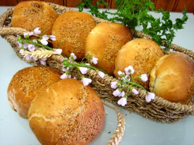 Image : recette Petits pains farcis à l'oignon et aillettes