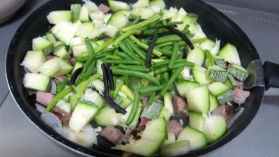 Courgette spaghetti au coulis de pignons de pin - 4.3