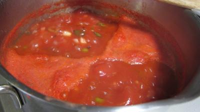 Sauce tomates aux olives (conserve) - 7.2