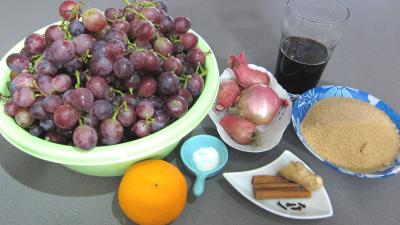 Ingrédients pour la recette : Chutney aux raisins frais