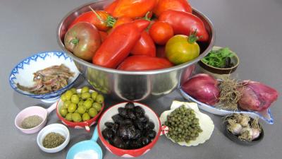 Ingrédients pour la recette : Sauce tomate Puttanesca (conserve)