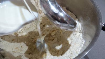 Pâte à pizza au lait - 3.2