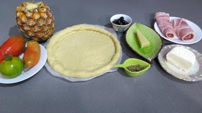 Ingrédients pour la recette : Pizza hawaïenne