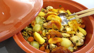 plat complet : Tagine de blancs de poulet aux pommes