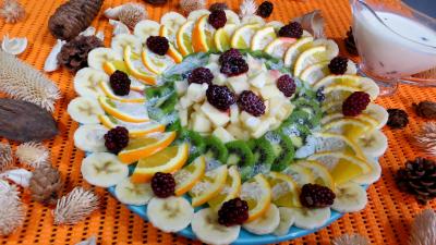 Desserts : assiette de kiwis