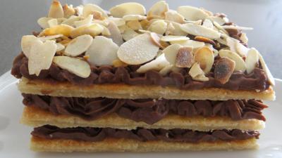 Amande effilée : Mille-feuilles au chocolat