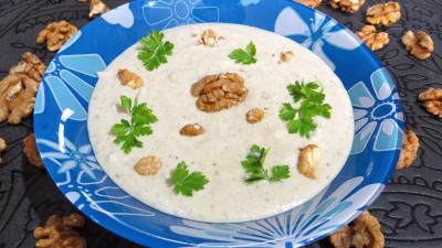 Image : Ramequin de sauce skordalia
