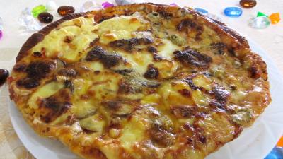 Pains & pâtes : Pizza aux champignons et fromages