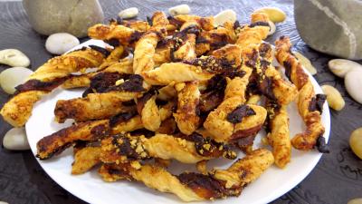 Les grands classiques : Assiette de sacristains aux anchois et abricots secs