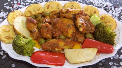 Volailles et gibiers : Assiette de poulet sauté et ses toasts pois chiches