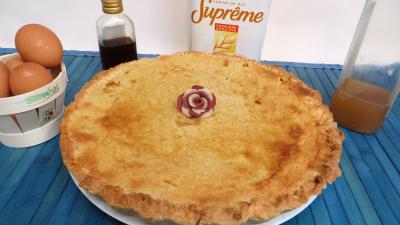 prune : Assiette de tarte aux prunes jaunes