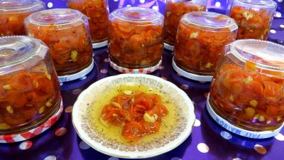 robot ménager : Pots de confiture de carottes