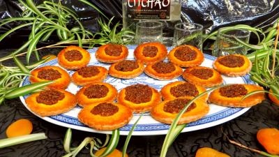 petit déjeuner : Assiette de biscuits d'abricots secs