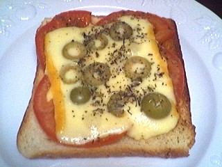 Cuisine diététique : Assiette de tartine à l'italienne