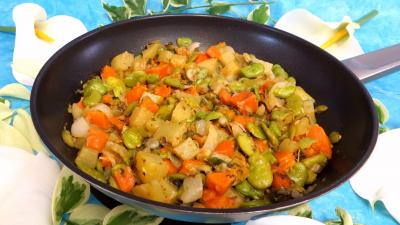Recettes sans oeufs : Fèves et légumes à l'oseille au wok