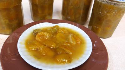 Confitures : Coupe de compote de mirabelles à la rhubarbe