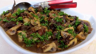 Volailles et gibiers : Coeurs de canard sauce au Cabernet d'Anjou