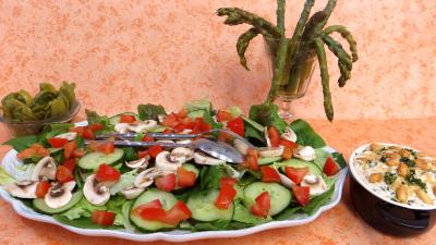 Pour débutants : Asperges sauce cacahuètes